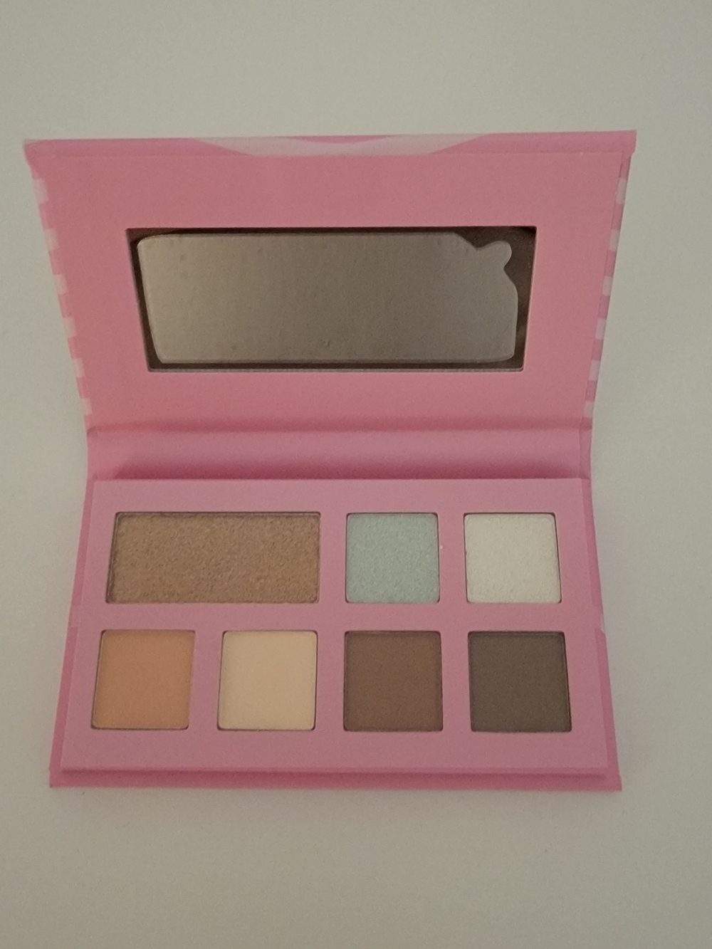 RealHer Every Shade Is You Eyeshadow Palette